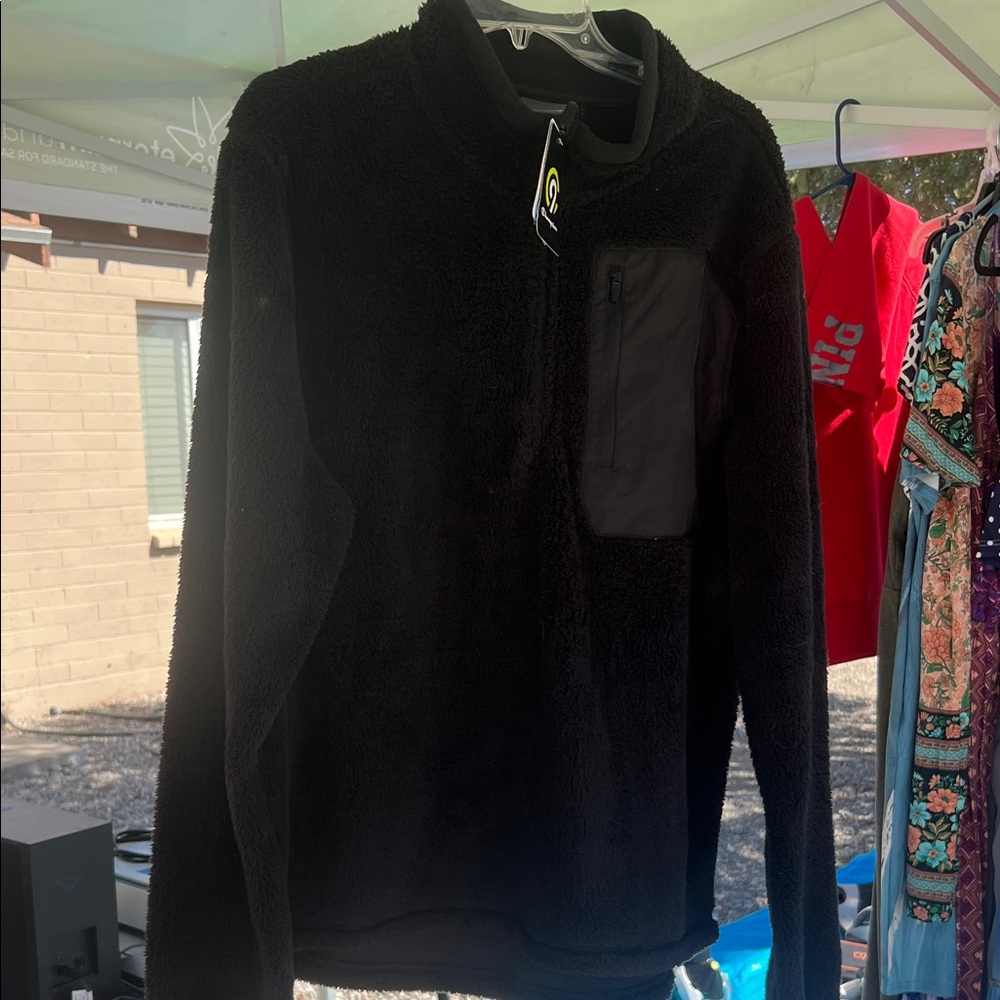 Champion Men's Black Zip-Up Sweater